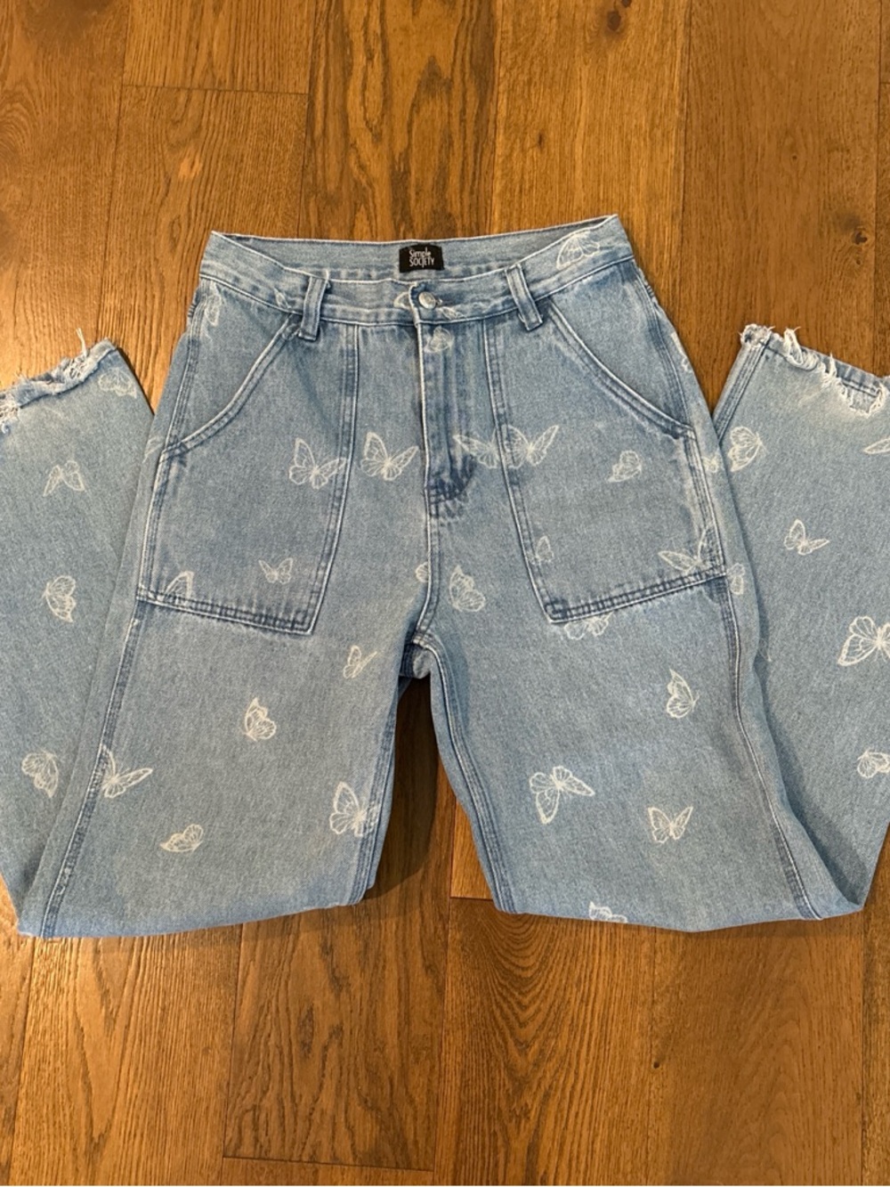 Light Wash Butterfly Print Wide-Leg Jeans - Women's